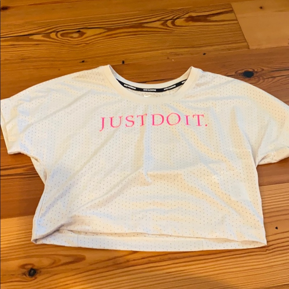 nike mesh crop top